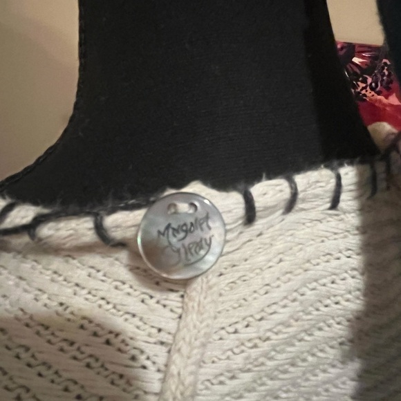 Margaret O’Leary Oversized Blanket Stitch Poncho, size 1 (small) - Picture 6 of 7